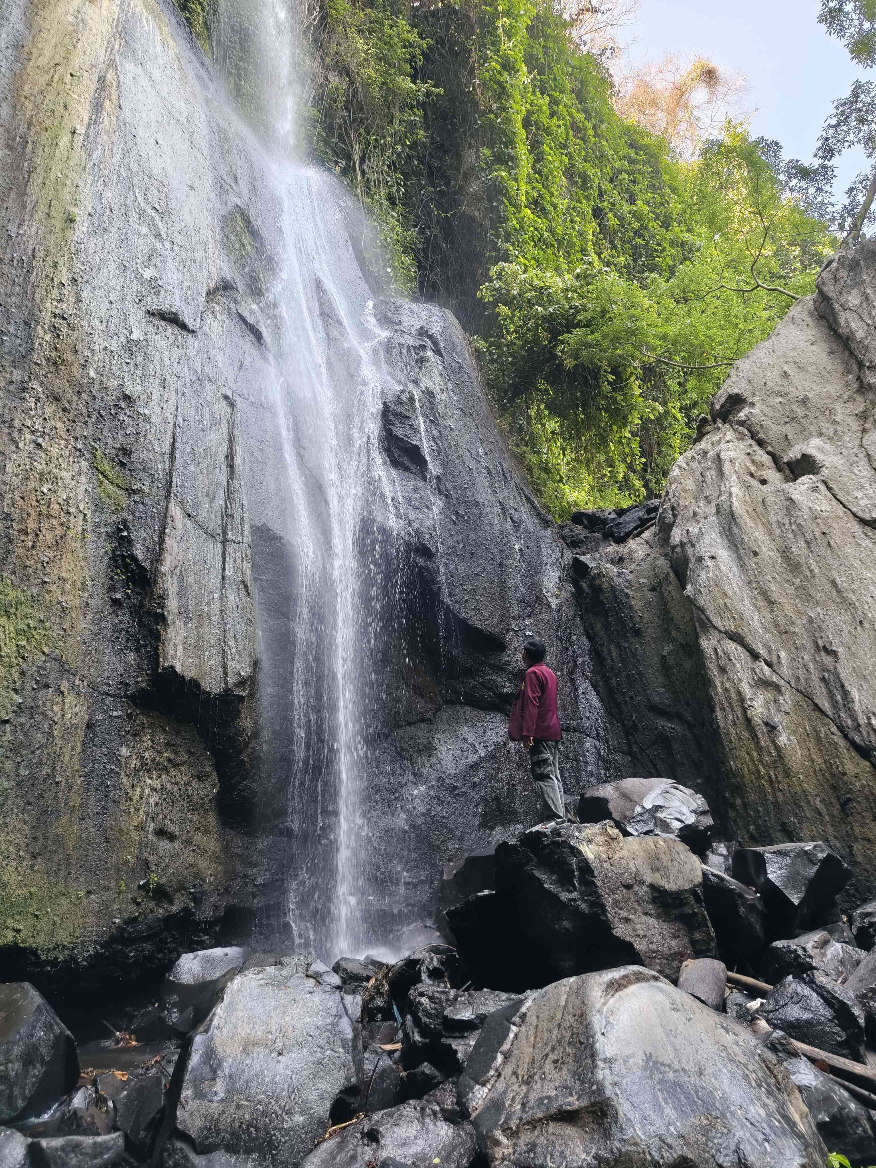 Air  Terjun Santhi pala